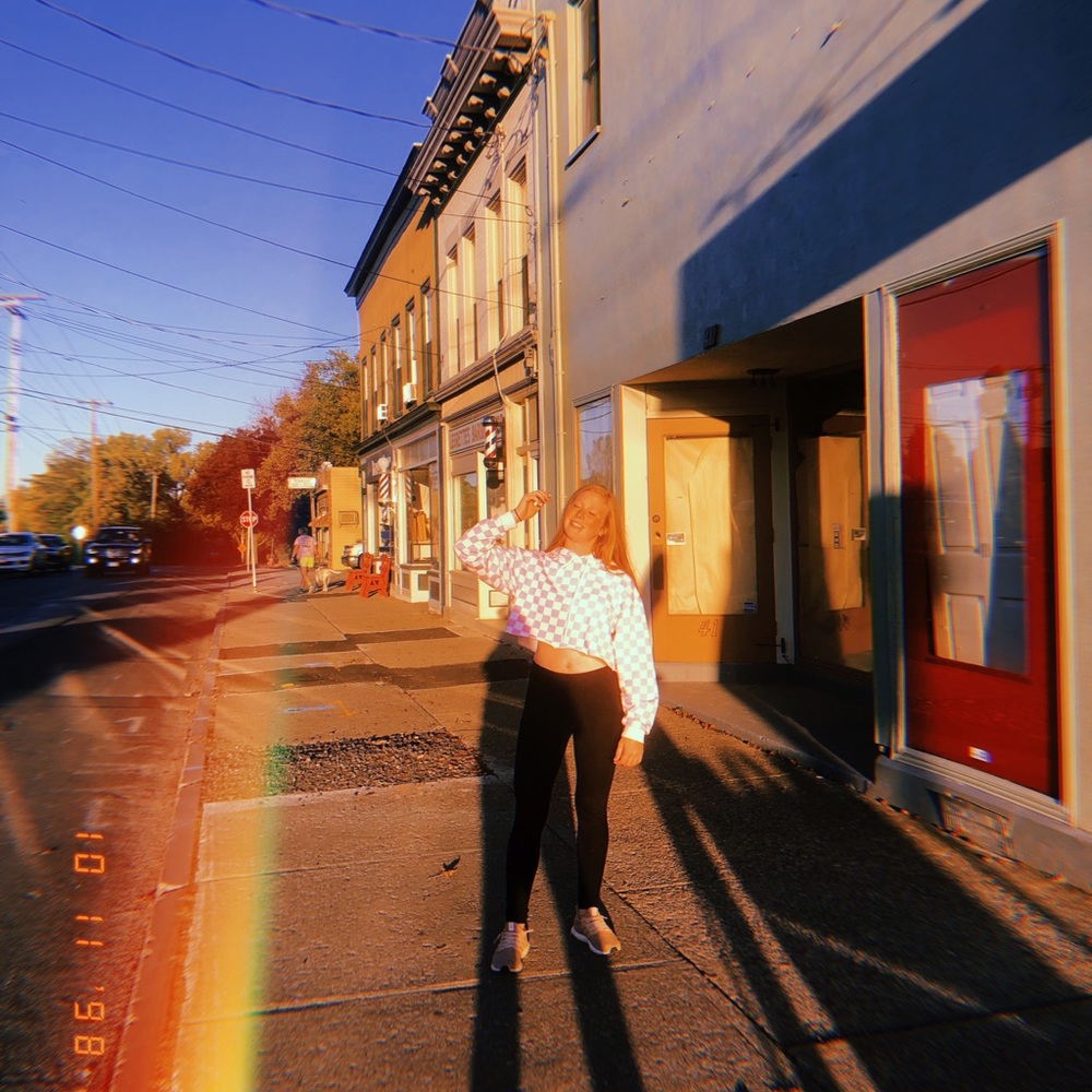 Meet your Posher, Adiah